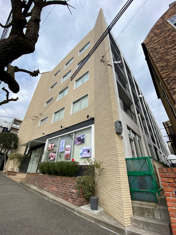 三富王子マンションの外観