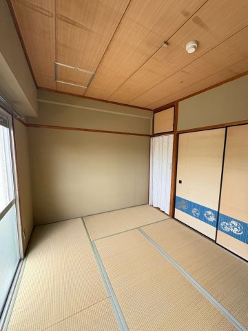 上池田グリーンハイツの和室|日本らしい落ち着いた雰囲気の和室です