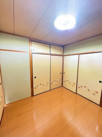 上池田グリーンハイツの洋室|スタンダードな洋室です