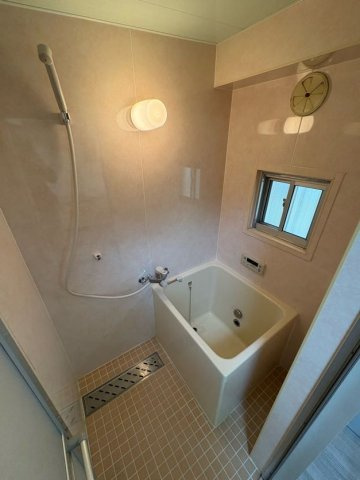 上池田グリーンハイツの浴室|落ち着いた空間のお風呂です