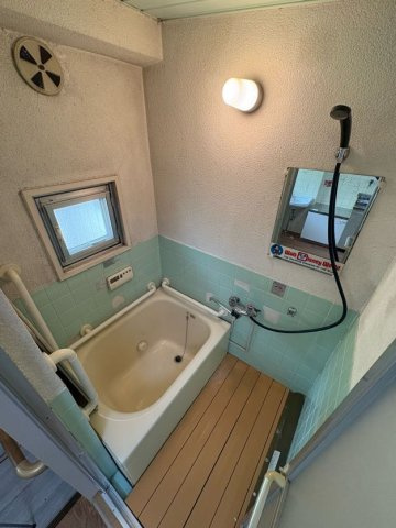 上池田グリーンハイツの浴室