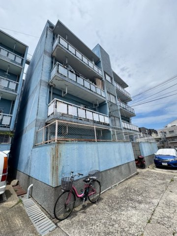 中山手通7丁目南マンション 4号棟の外観