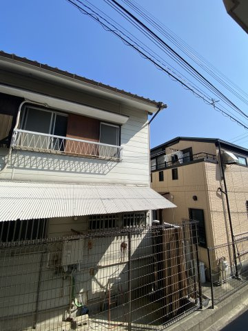 レジデンス月見山の外観