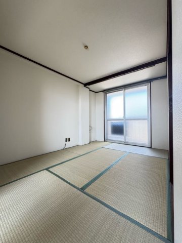 六甲コーポラスの和室