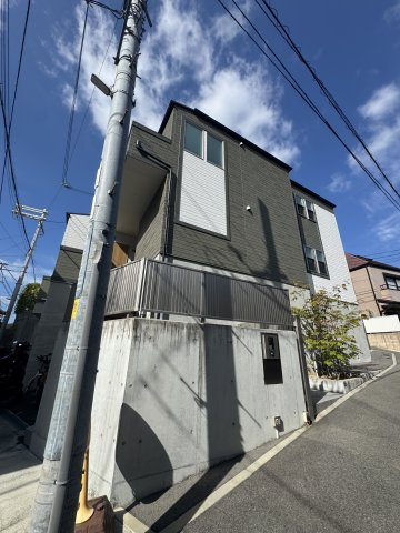 ワコーレヴィアーノ長田大塚町の外観