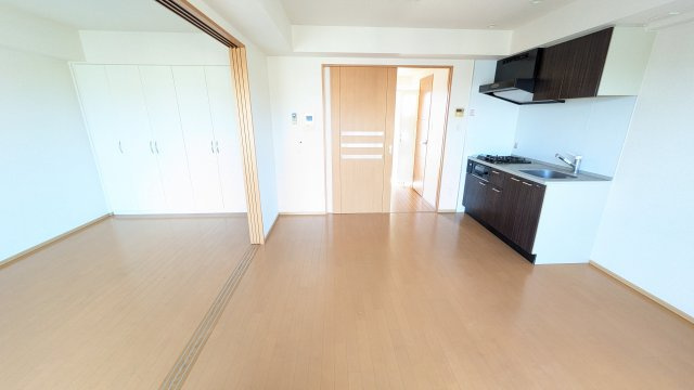 第18シントウキョウビルの居間・リビング