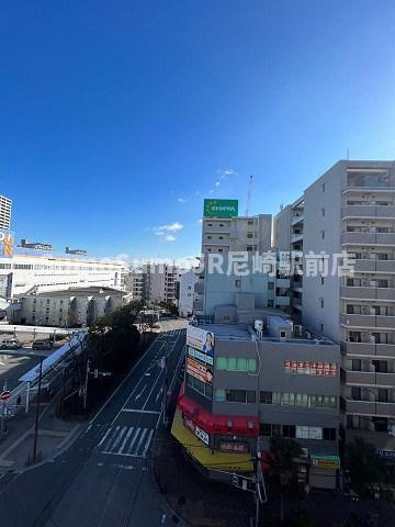レジュールアッシュ尼崎駅前の展望