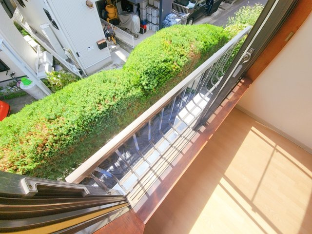 【バルコニー】 | Casa・BA | 暖かな日差しのふりそそぐバルコニー