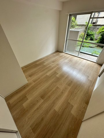 北夙川ハイツの寝室