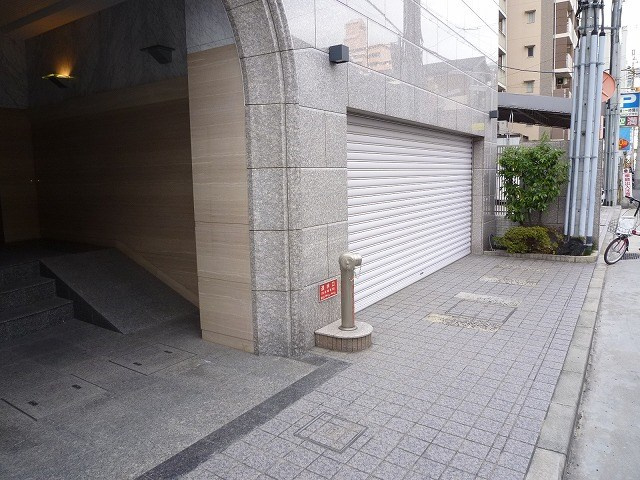 中野ビルの外観