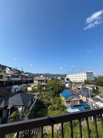 会下山町２丁目貸家の展望