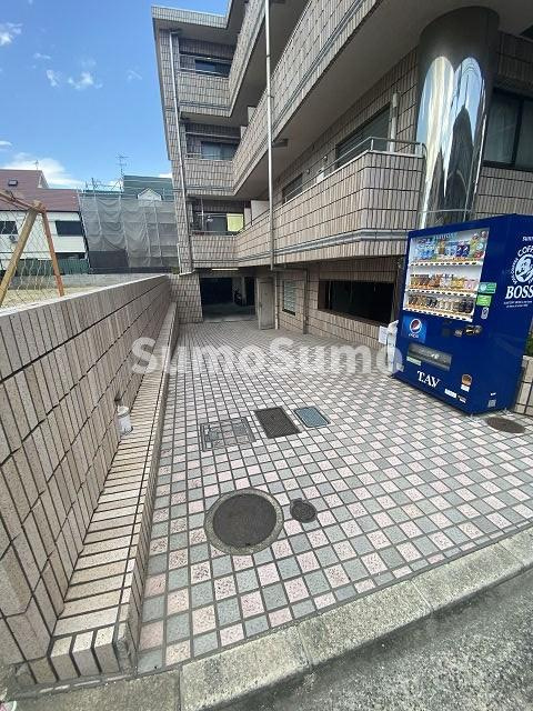 レガリア園田の外観