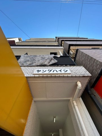 下沢ヤングハイツのエントランス