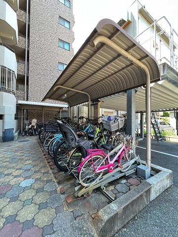 レジェンダリー小松の外観