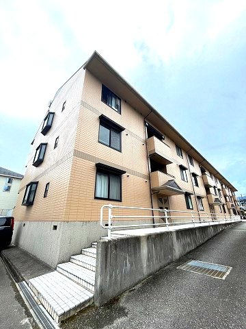 北仁川シティーハイツの外観