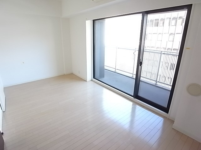 レジディア神戸元町の居間・リビング