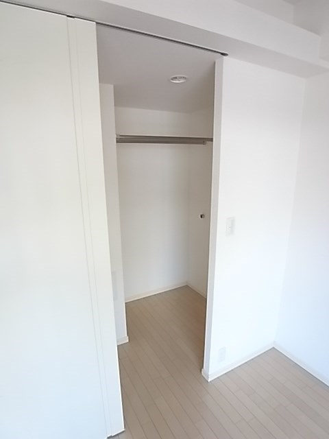 レジディア神戸元町の収納