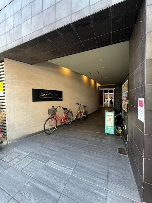 ルクレ堺筋本町レジデンスの外観