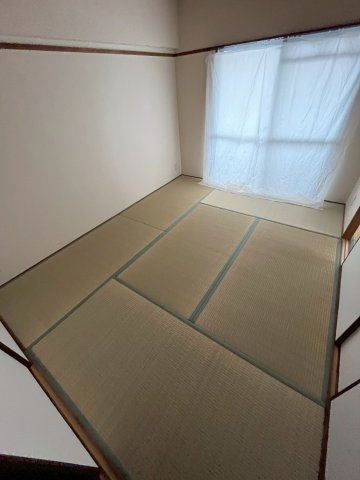 加島第２マンションの和室