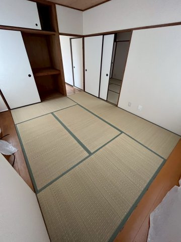 加島第２マンションの和室