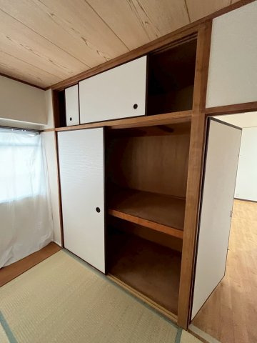加島第２マンションの収納