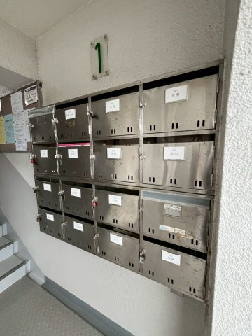 加島第２マンションの外観