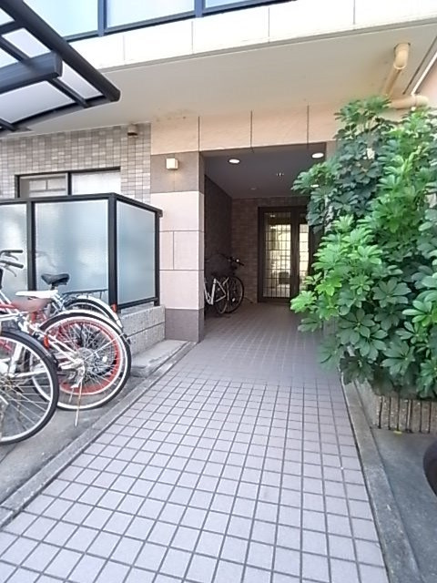 ルコントワール石屋川のエントランス