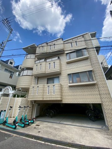 上祇園ハイツの外観