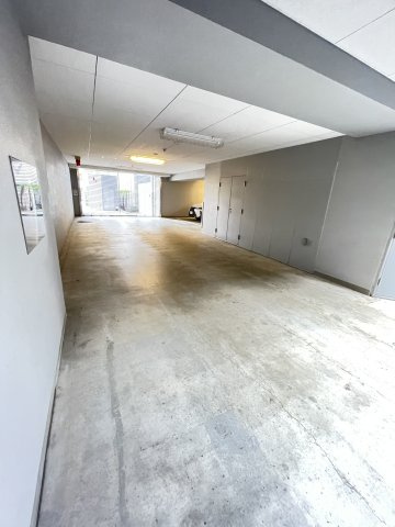 ワコーレ神戸三宮トラッドタワーの駐車場