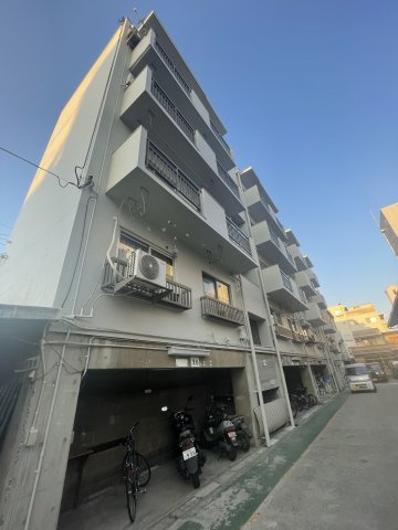 前田住宅ビル