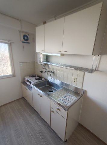 三山マンションのキッチン