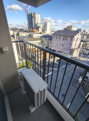 三山マンションのバルコニー