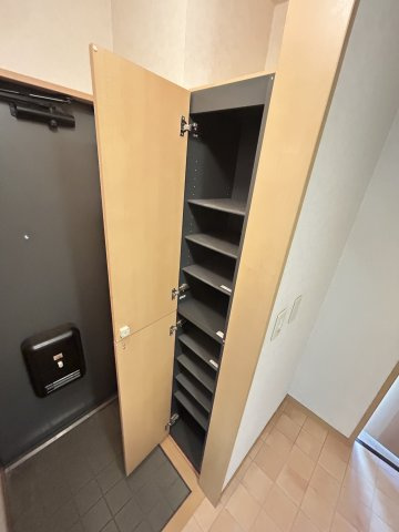 中山手ガーデンハウスＣ棟の収納