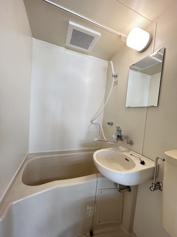 六甲トワニハウスの浴室