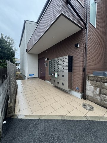 神戸市須磨区行幸町３丁目のアパートの外観
