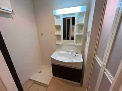 【洗面所】 | シャイン・ヴェルジェ | 洗髪洗面化粧台