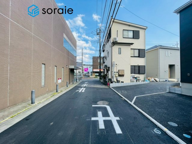 狭山市中央第8　新築戸建　クレイドルガーデンの前面道路含む現地写真|5/12　撮影