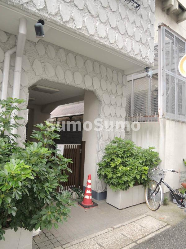 甲南第2サンコーポラスの外観
