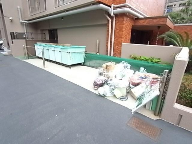 神戸元町ハイツの外観