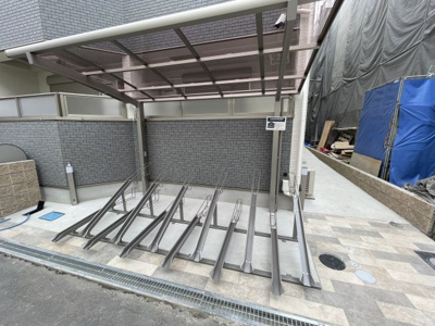 【その他共用部分】 | クリエオーレ淡路Ⅰ | 屋根付き自転車置き場です