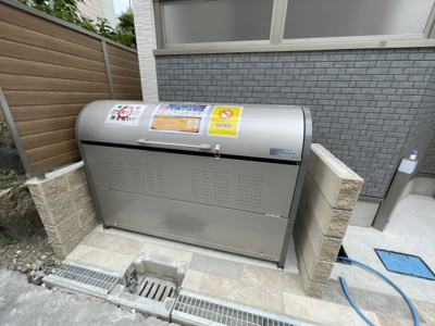 【その他共用部分】 | クリエオーレ淡路Ⅰ | 専用ごみ置き場です