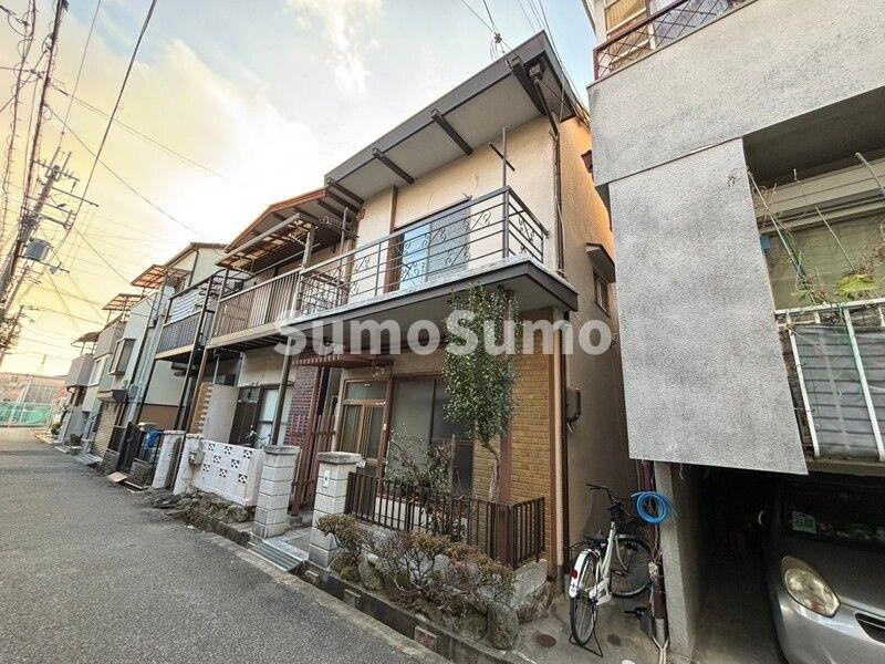 猪名寺1丁目貸家の外観