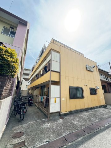 梅本マンション