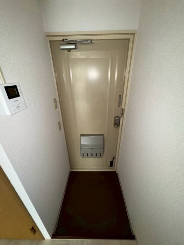 梅本マンションの玄関