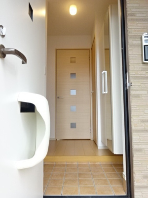 【玄関】 | プレッソ・ヴィアーレⅠ | 玄関