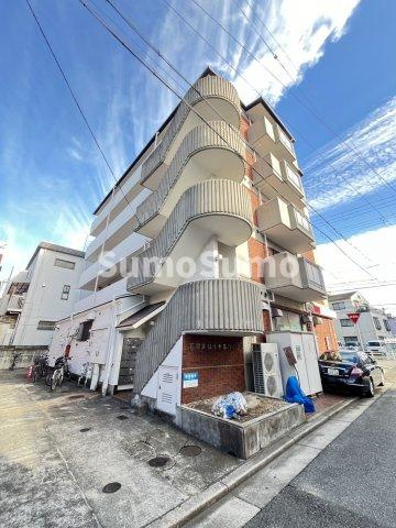 石屋川ロイヤルハイツの外観|外はこのようになっています