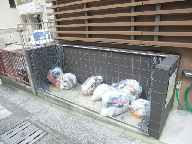 楠六住宅の外観