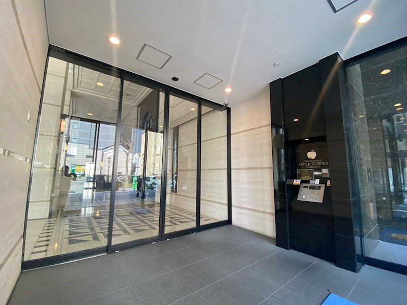 淀屋橋アップルタワーレジデンスのエントランス
