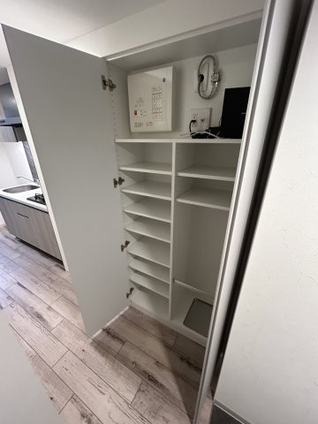 エスリードコート堺筋本町の収納