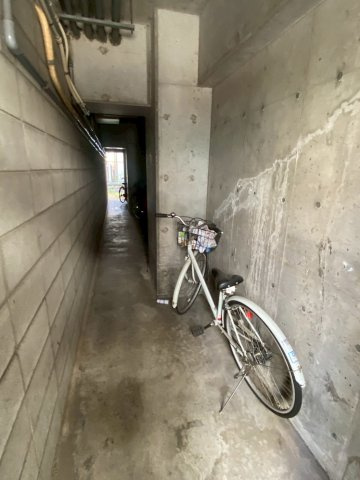 水木通マンションの駐車場